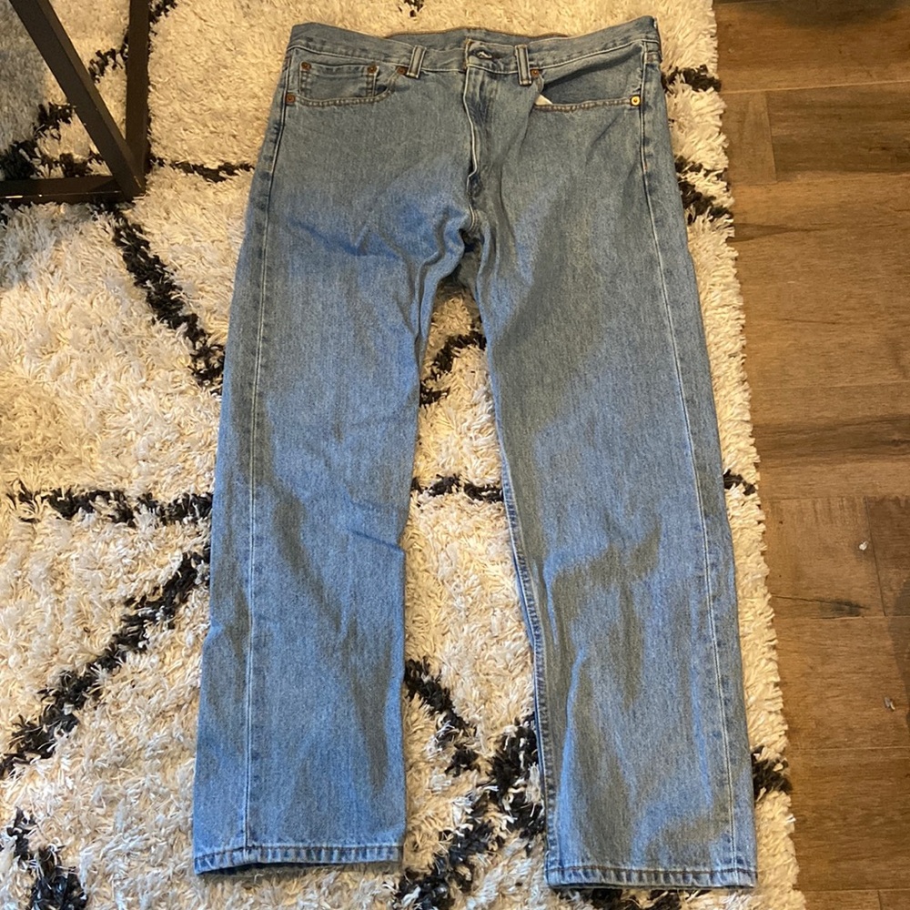 LEVIS 505 LIGHT WASH JEANS